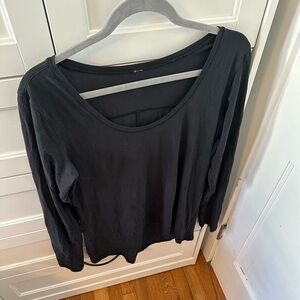 Lululemon Athletica Scoop Neck LS Tee